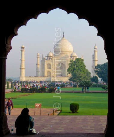 Taj Mahal through archway