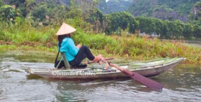 paddling with feet, Ngo Dong river